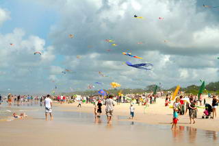 Kites on the beach © Kites'n' Bikes C'tee